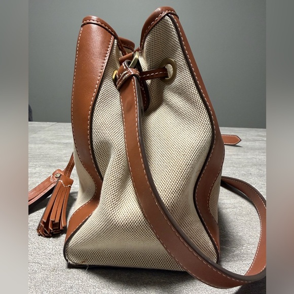 Spartina Vivian Drawstring Woven
Saddle Brown Purse - Picture 2 of 12